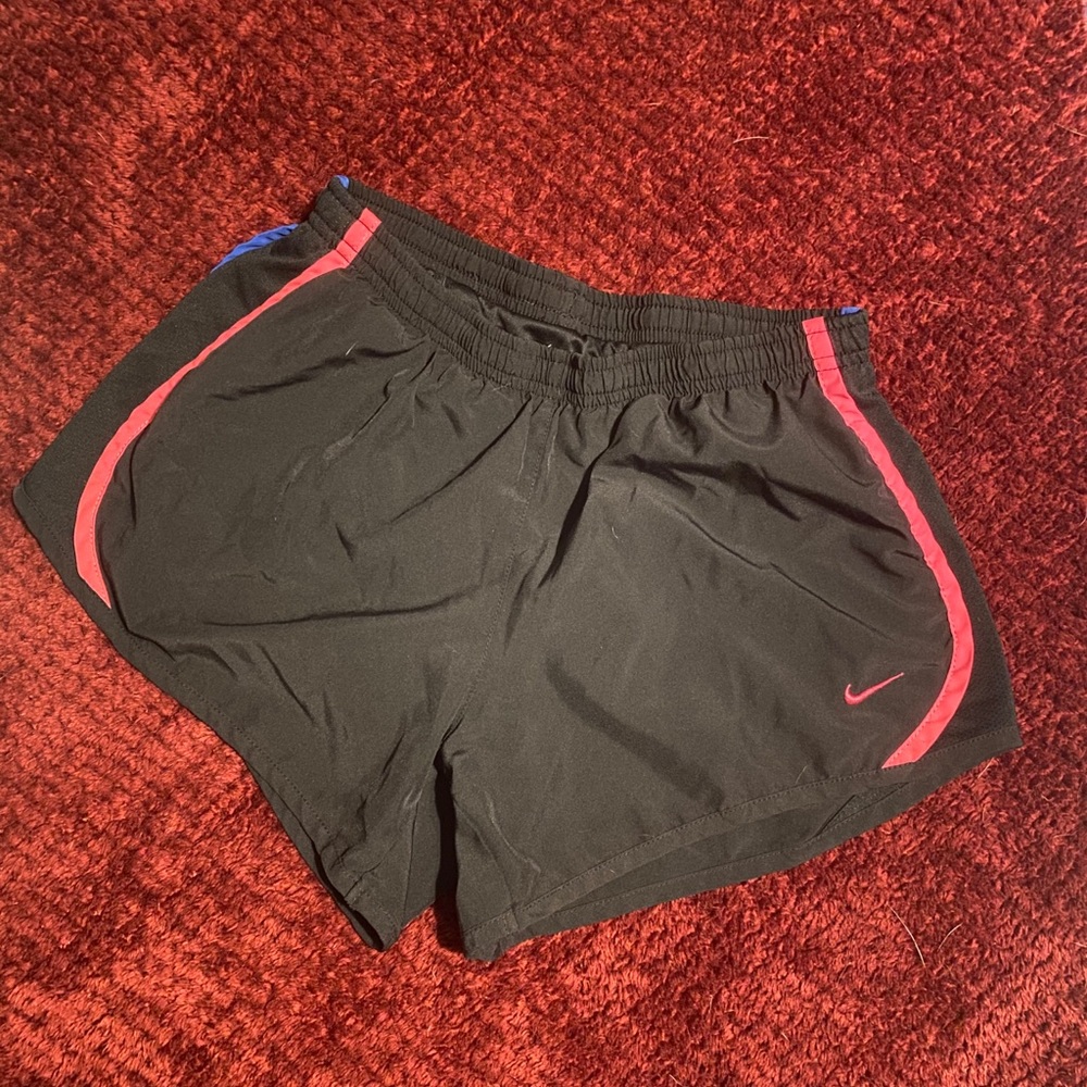 Large kids Nike shorts